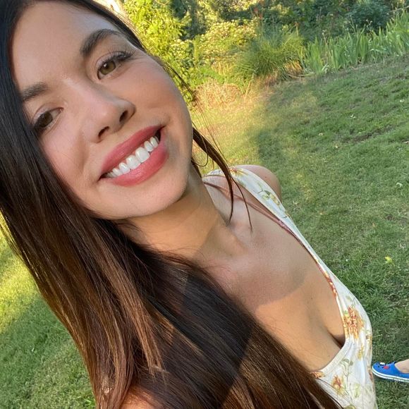 Meet your Posher, Natasha - Picture 1 of 1